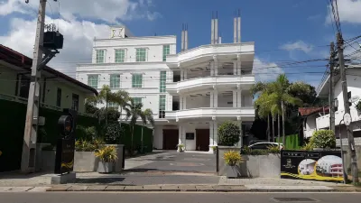 Hotel Akashayaam Отели в г. 