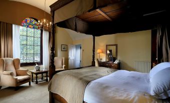 Macdonald Alveston Manor Hotel