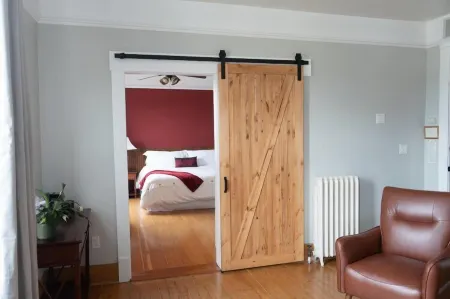 Royal Hotel Chilliwack