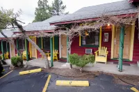 Idyllwild Bunkhouse Hotels in Idyllwild