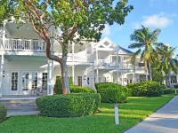 Tranquility Bay Resort Hotels in Marathon