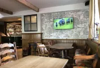 The Lion at Malpas