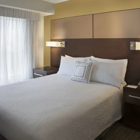 Cambridge Suites Mississauga