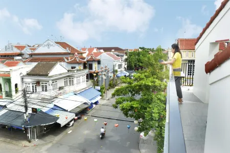 Lisa Homestay 2 Отели рядом с достопримечательностью «Old House of Tan Ky»