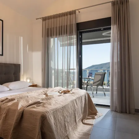 The Black Pearl Villas Hotels in Sithonia