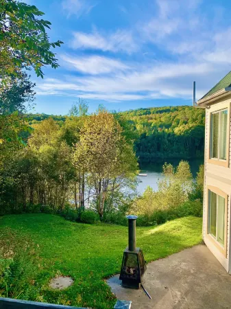 Domaine du Cinq Отели в г. Антуан-Лабель