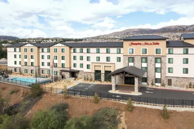 Hampton Inn & Suites by Hilton Porter Ranch Los Angeles Hotels near Pyramid Lake