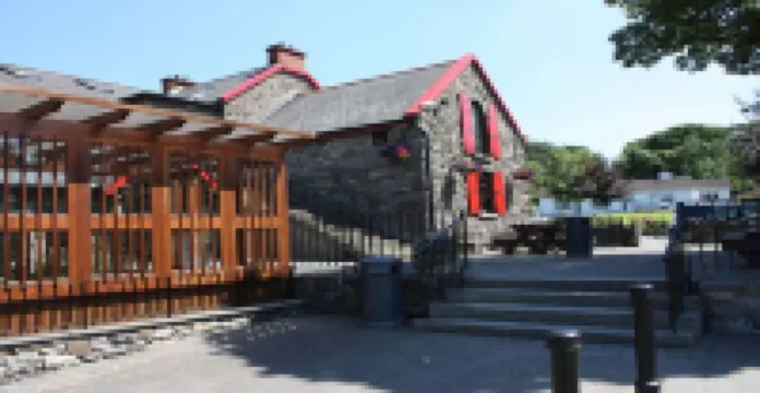 The Garrandarragh Inn Hotels in 