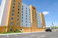Hampton Inn by Hilton Queretaro Tecnologico فنادق في Santiago de Queretaro