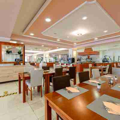 Villa Tamaris - Hotel Resort Dražica Dining/Meeting Rooms