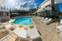 Calma Hotel & Spa - Pools
