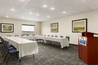 Days Inn & Suites by Wyndham Yorkton Hotels in Yorkton