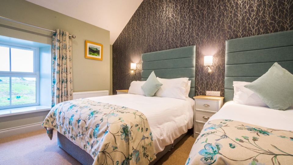 Nevins Newfield Inn Ltd