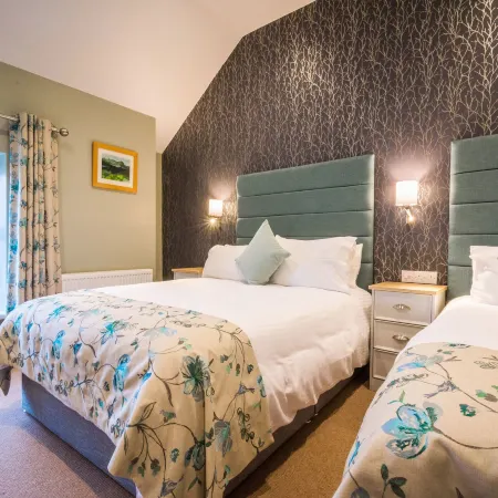 Nevins Newfield Inn Ltd