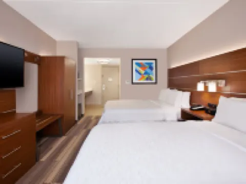 Holiday Inn Express FAIRFAX - ARLINGTON BOULEVARD by IHG Hotels in Fairfax