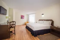 Hotel Valle de Mexico Toreo Hotels in Наукалпан