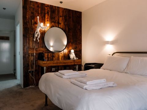 โอเวน เฮาส์ ฟาร์ม