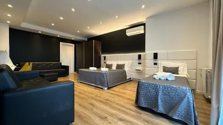 Ottomood B&B and Apartments Отели в г. Mascalucia