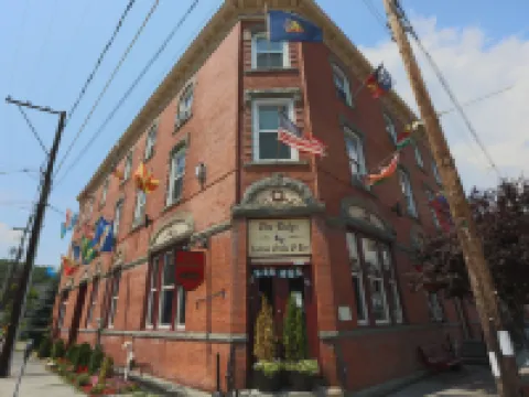The Hotel Belvidere Hotels in Wayne County