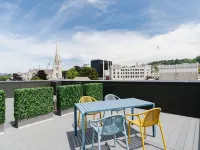 The Chamberson Hotels near Baldwin Street