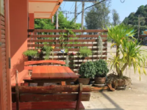 เอ็น. ดี. เพลส ลันตา โรงแรมในเกาะลันตา