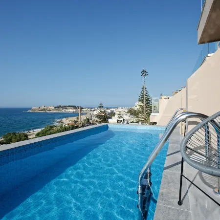 Archipelagos Hotel