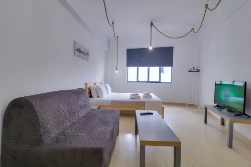 Athens.Apartotel.2 - วิวภูเขา