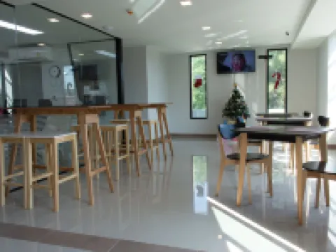 Double D Hotel Hotels in Pak Kret