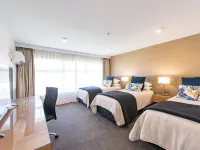 Distinction Hamilton Hotel & Conference Centre โรงแรมใกล้Reformed Church of Hamilton