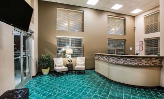 Super 8 by Wyndham Sevierville Riverside