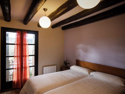 Hotel Panadería y Bungalows Ligüerre de Cinca,