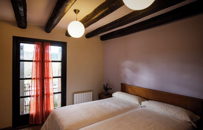Hotel Panadería y Bungalows Ligüerre de Cinca,