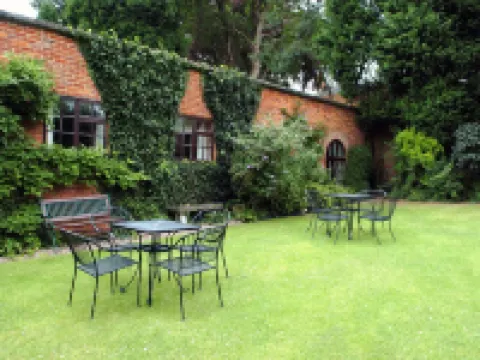 多寧頓莊園酒店 達寧頓堡酒店