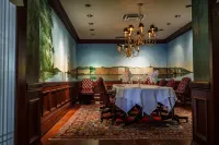 The Marshall House, Historic Inns of Savannah Collection