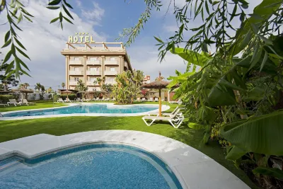 Elba Motril Beach & Business Hotel Hotels near Torre del Cambrón