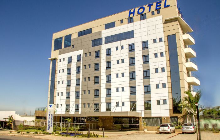 Plaza Inn Breeze Aeroporto