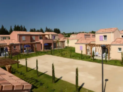 Résidence Odalys le Mas des Alpilles Hotels in Paradou