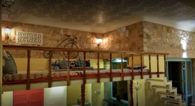 Jaipur Jantar Hostel