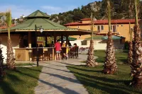 The One Club Hotel Отели в г. Sarigerme Mahallesi