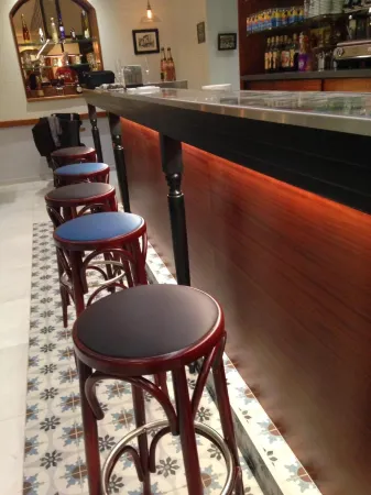 Hotel la Regence Отели рядом с достопримечательностью «Вилла Эфрусси-де-Ротшильд»