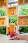 態度酒店-快樂週五 - 酒吧