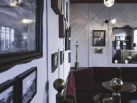 柯塔比雷斯酒店 阿貢庫坦維爾酒店