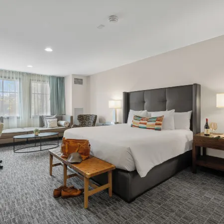 Oxford Hotel Bend
