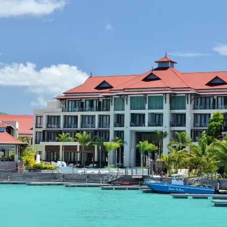 Eden Bleu Hotel