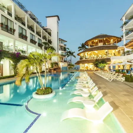 Playa Los Arcos Resort & Spa