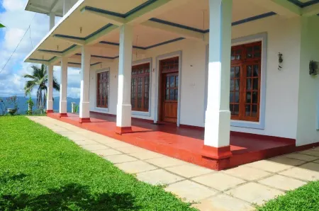 Onil Rock Resort Отели рядом с достопримечательностью «Sri Muthumari Amman Kovil»