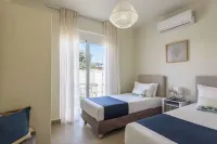 Azure Beach Villas - Parvekkeita