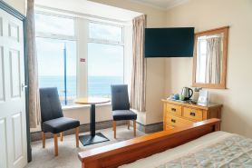 Claxton Hotel