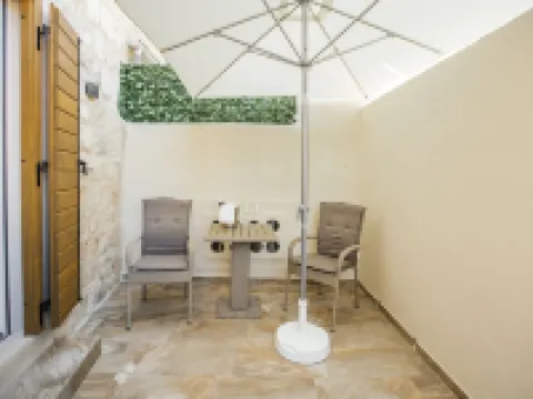 Heritage Hotel Dea Hvar โรงแรมในฮวาร์