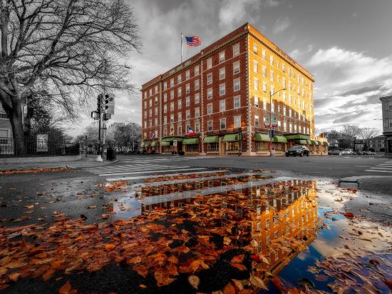 Hawthorne Hotel